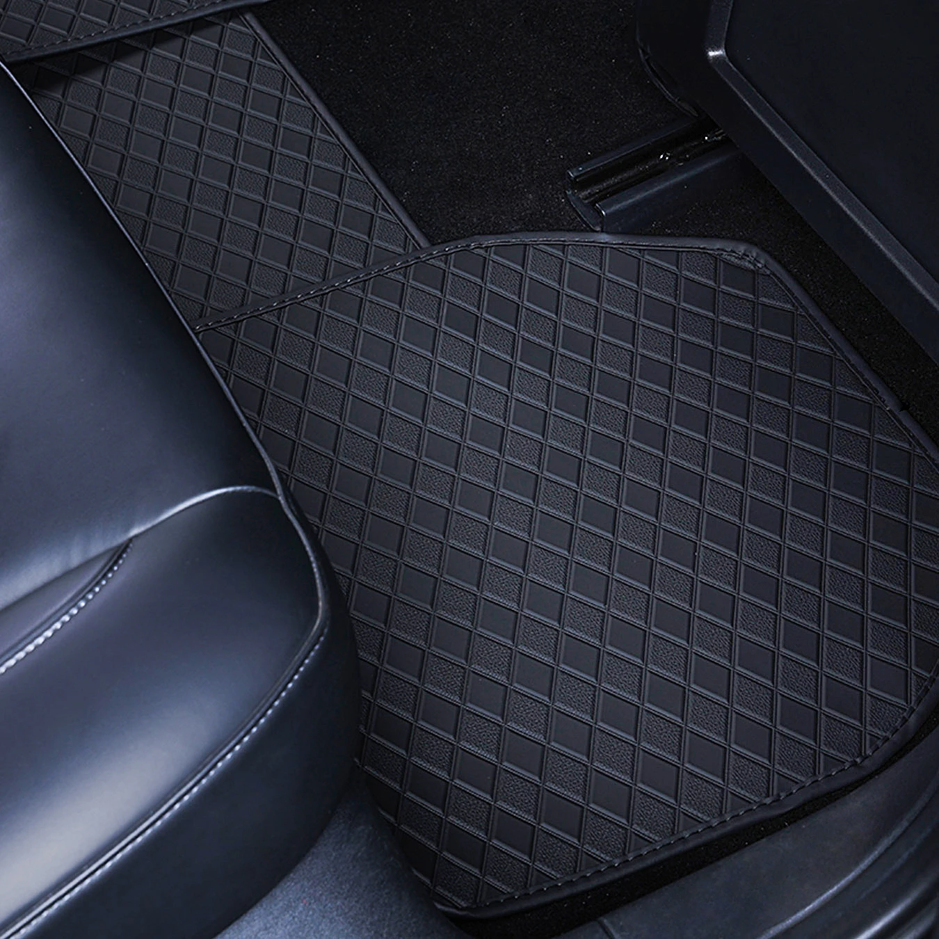 カー用フロアマットフルセット。あらゆる車種に対応し、滑り止め - Car Floor Mats Universal Waterproof Leather のレビューと価格